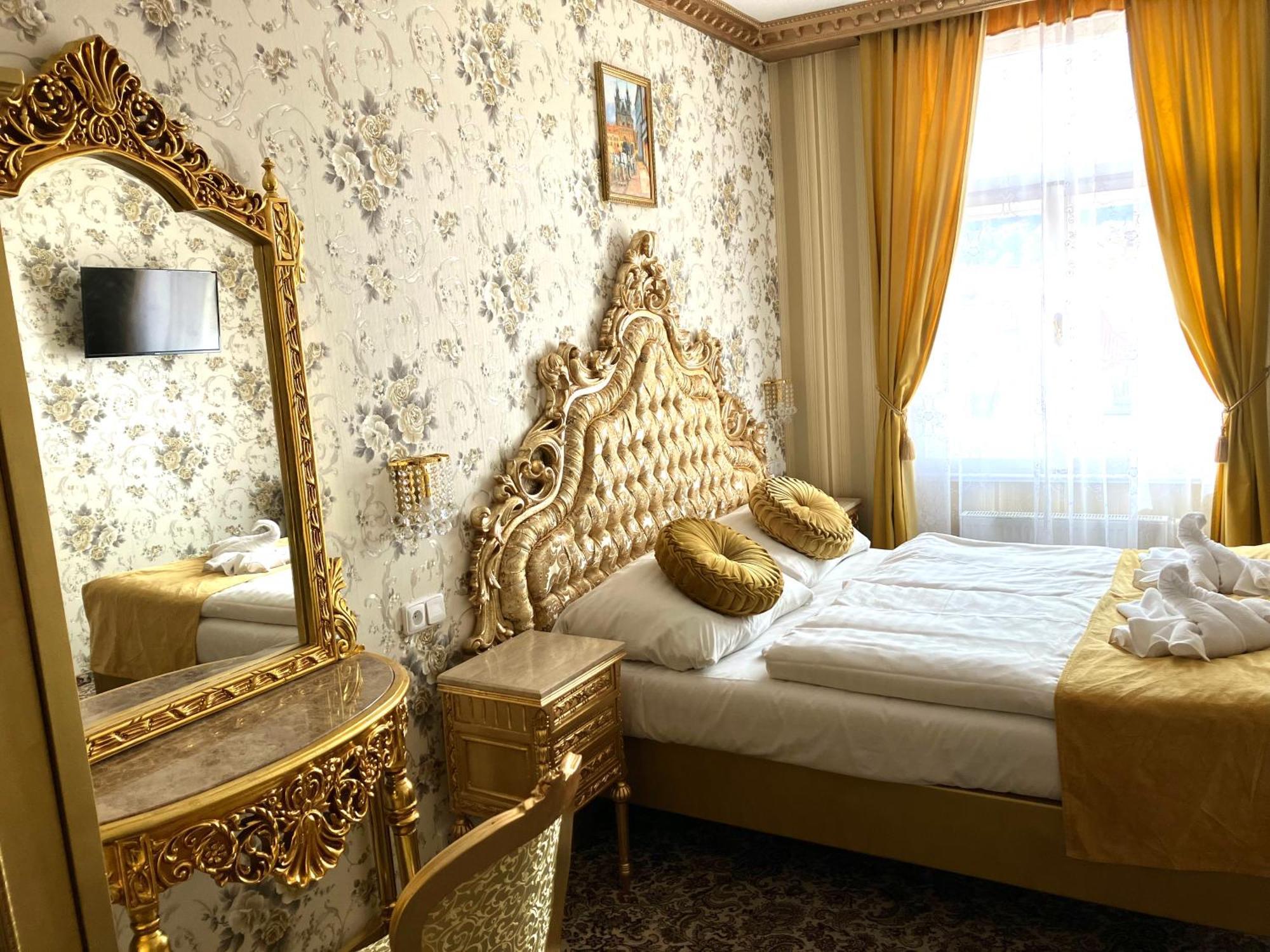 Hotel Liliova Prague Old Town Luaran gambar