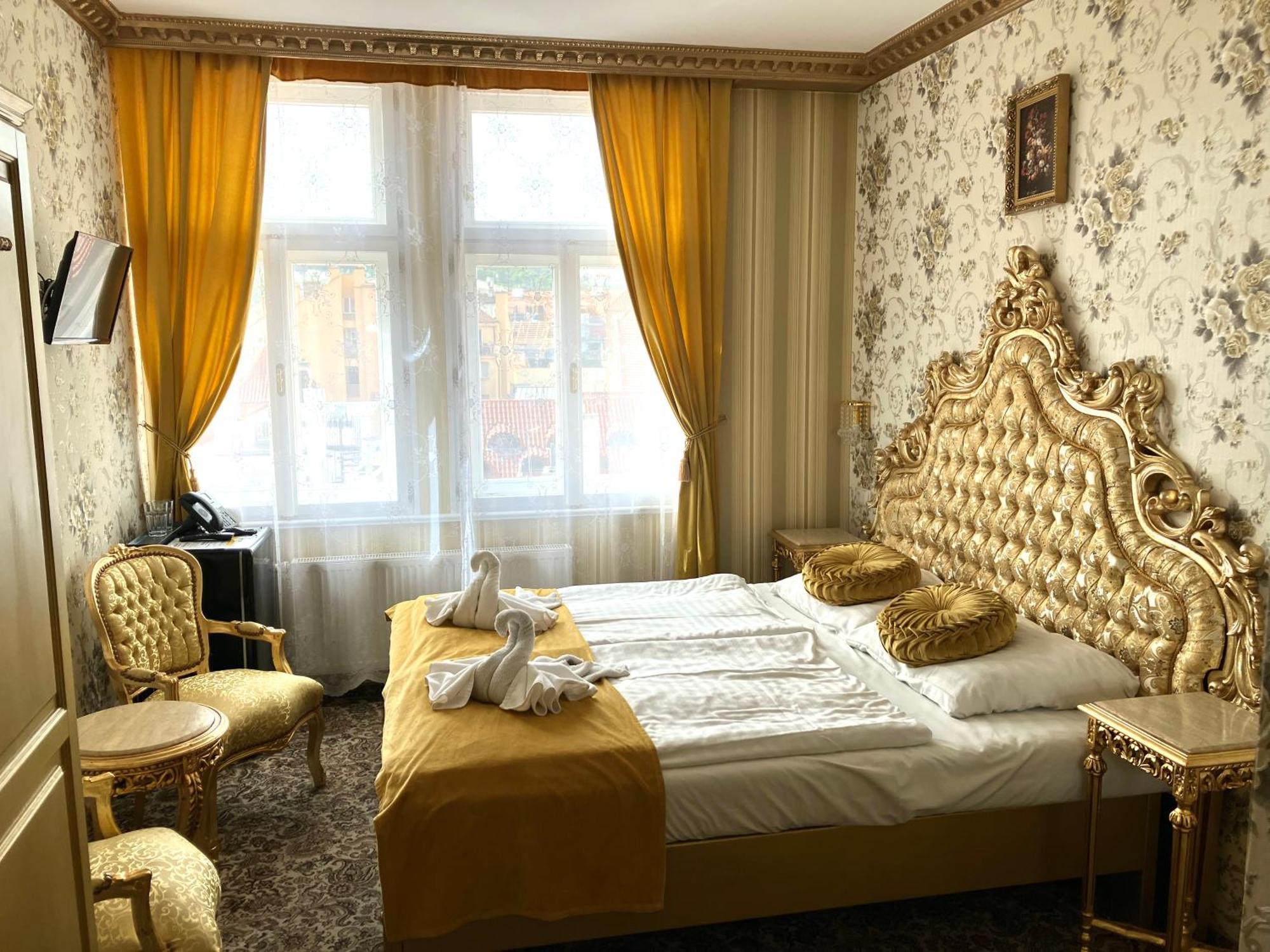 Hotel Liliova Prague Old Town Luaran gambar